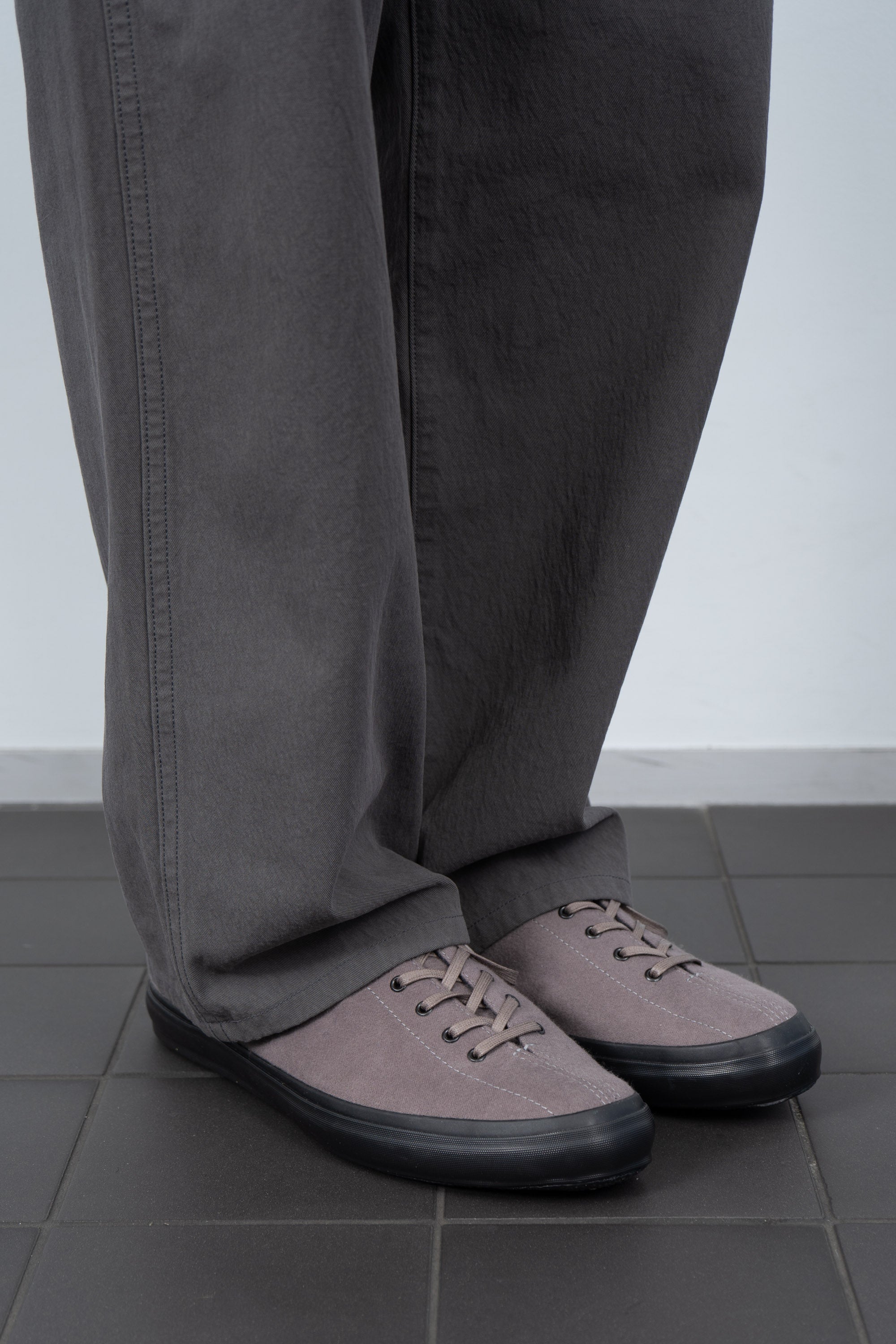 TOKIO LOW - GREY