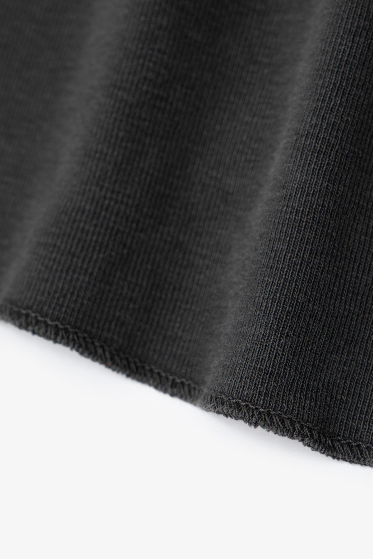SIERRA T-SHIRT - PIGMENT CHARCOAL