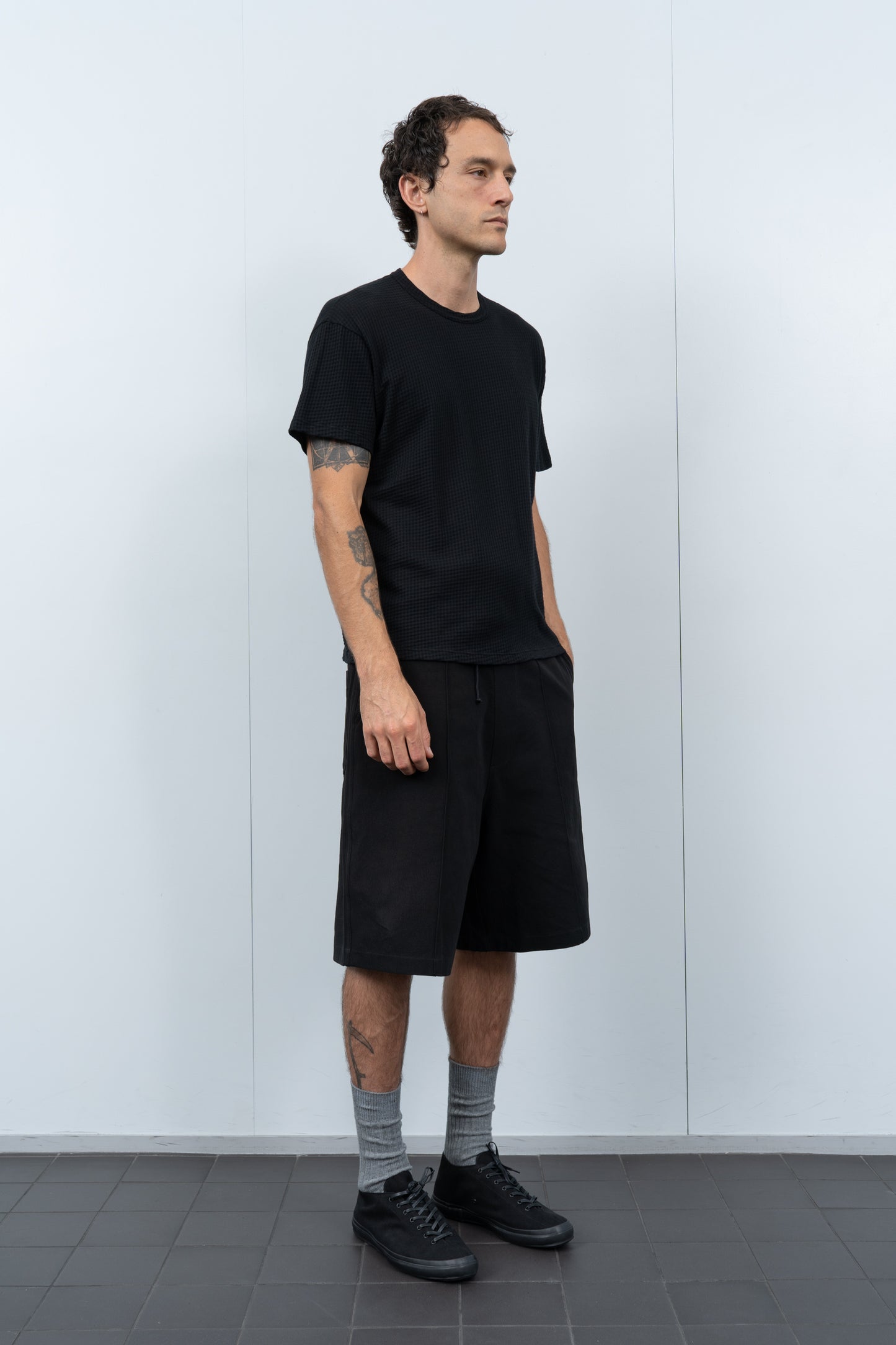 SHEER GAUZE T-SHIRT - BLACK